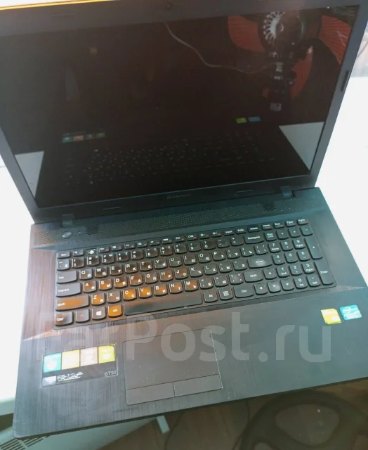 Lenovo G700. 17.3", 2,4����, ��� 16 ��, ���� 930���, WiFi: 1, Bluetooth: 1, ����������� �� 3��. ����