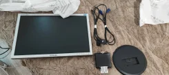 Samsung. 22", ���������� �� (LCD, LED, QLED) ����