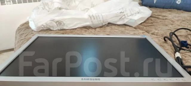Samsung. 22", ���������� �� (LCD, LED, QLED) ����