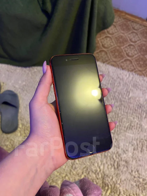 Apple iPhone 8. �/�, 256 ��, �������, 4G LTE ����