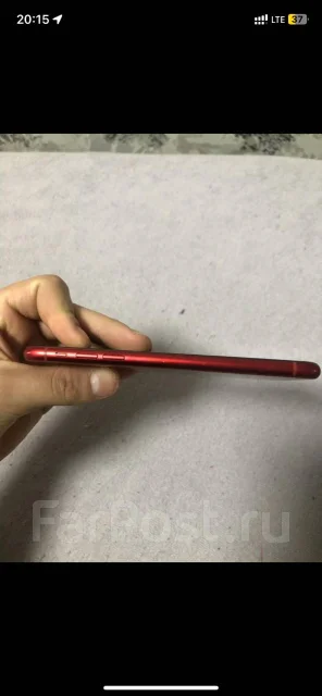 Apple iPhone Xr. �/�, 64 ��, �������, 3G, 4G LTE, NFC ����