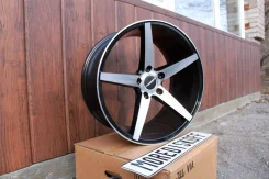 Vossen VPS-303. 8.5x18", 5x112, ET33. ��� ����� �� ������� ����