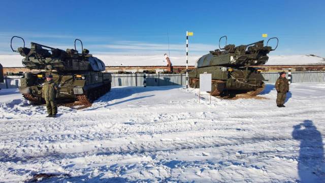 Военнослужащий по контракту войсковой части ПВО, работа в В/ч 36411 в