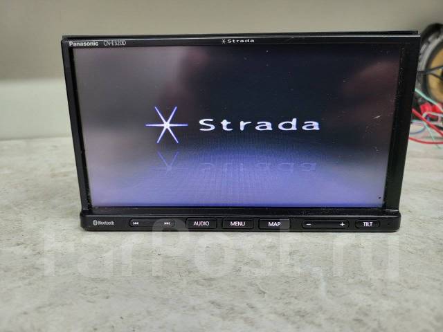 パナソニック カーナビステーション CN-E320D Panasonic CN-E320D カーナビ
