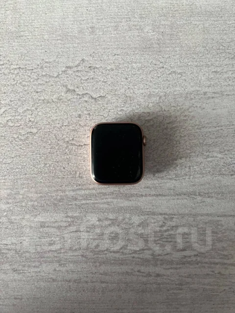 Apple Watch Series 4. GPS, NFC, IP68 ����