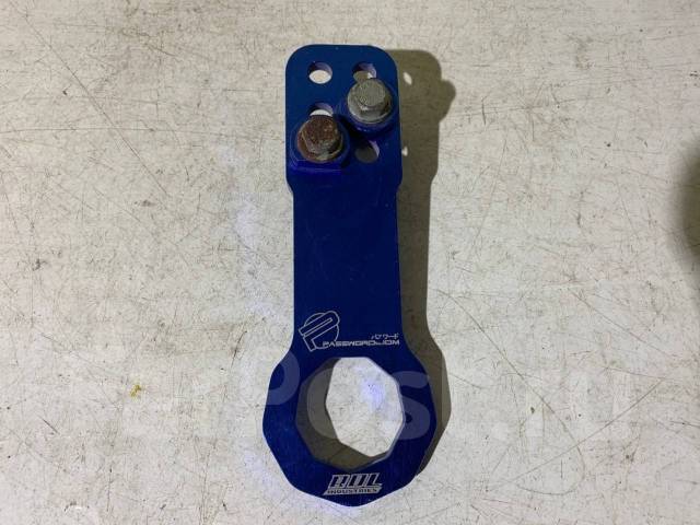 Крюк буксировочный JDM купить во Владивостоке по цене: 1 000₽ — частное ...