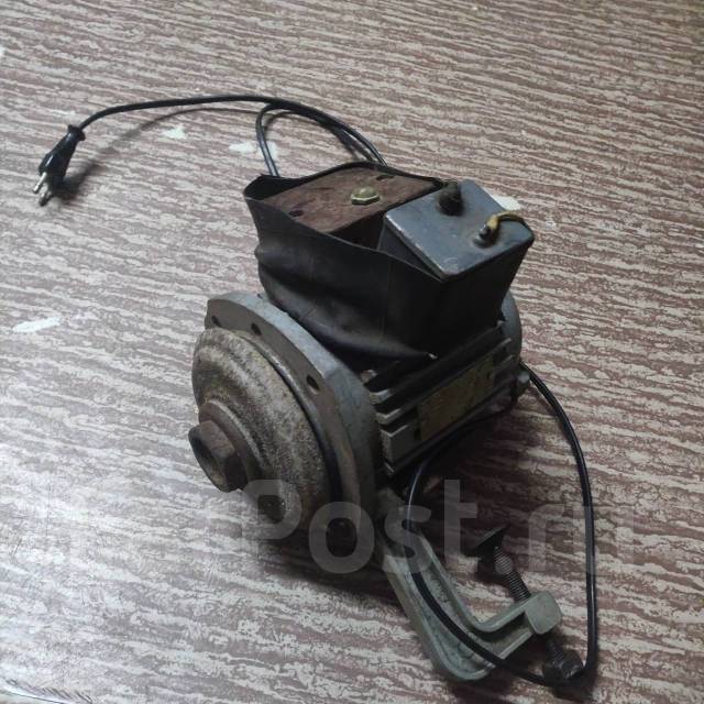 Заточной станок, б/у, в наличии. Цена: 1 600₽ в Хабаровске