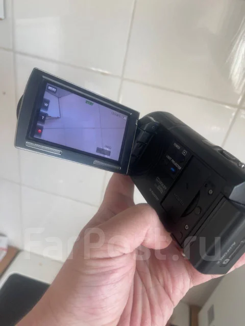Sony HDR-PJ580E ����