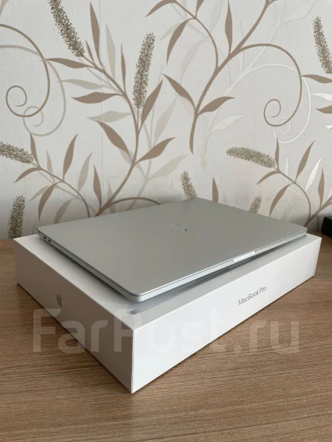 Apple MacBook Pro 16 2019 MVVM2. 16", 2,3����, ��� 16 ��, ���� 1 024���, WiFi: 1, Bluetooth: 1 ����