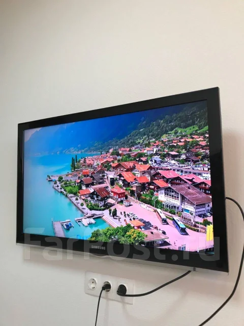 Samsung. LCD (��) ����