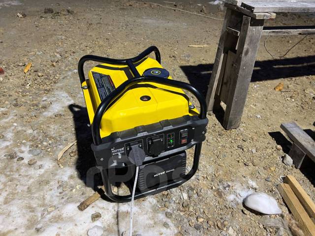 Инверторный генератор huter dn2700i