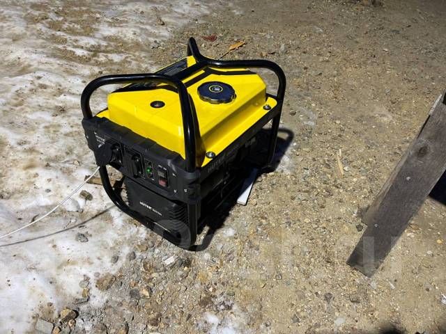 Инверторный генератор huter dn2700i