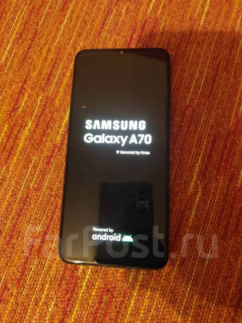 Телефон Samsung Galaxy A70 - Смартфоны и сотовые телефоны во Владивостоке