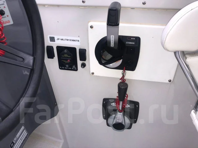 Yanmar. 1990 ���, ����� 8��., ��������� ���������, 300��.�., ������ ����