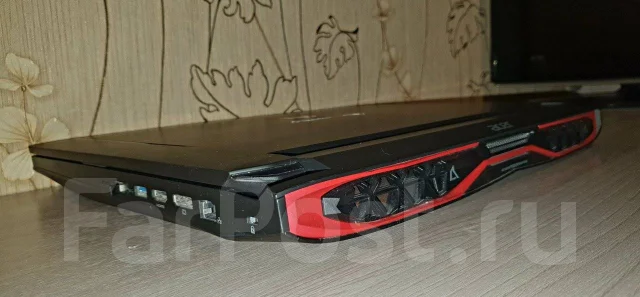 Acer Predator Triton 17 X. 17", ��� 32 ��, ���� 1 000���, WiFi: 1, Bluetooth: 1, ����������� �� 4��. ����