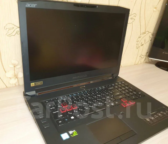 Acer Predator Triton 17 X. 17", ��� 32 ��, ���� 1 000���, WiFi: 1, Bluetooth: 1, ����������� �� 4��. ����