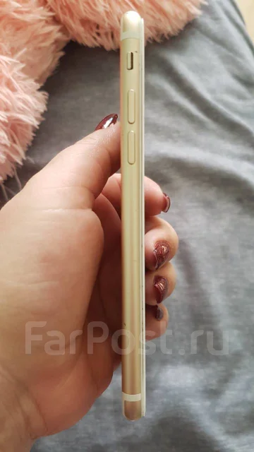 Apple iPhone 7. �/�, 32 ��, �������, 4G LTE, NFC ����