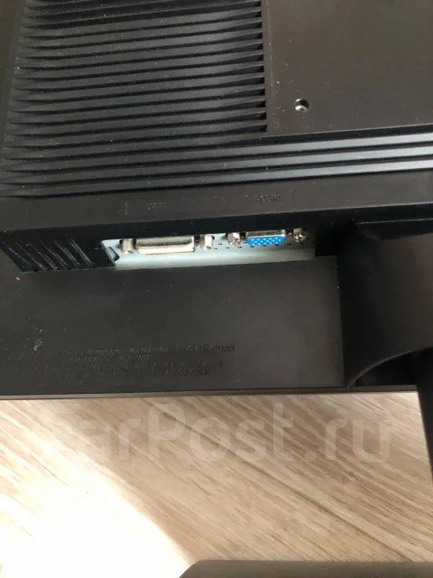 Samsung. 19", ���������� �� (LCD, LED, QLED) ����