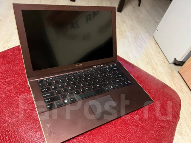 Sony VAIO VPC-Z21X9R. 13.3", 2,6����, ��� 8 ��, ���� 207���, WiFi: 1, Bluetooth: 1, ����������� �� 6��. ����