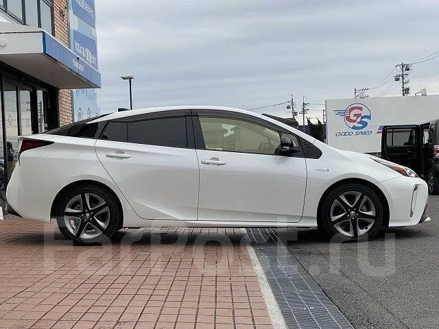 Toyota Prius. ��������, 4wd, 1.8 (98��.�.), ������, �/�. ��� ����� �� ������������ ����