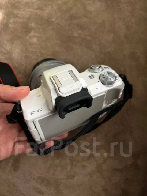 Canon EOS M50. 20 � ����� ��, ���: 3� ����