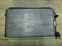 �������� �������� Volkswagen Tiguan 1K0121253BB 1K0121253BB ����