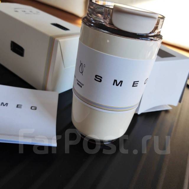 Термокружка Smeg, новый, под заказ. Цена: 2 490₽ во Владивостоке