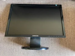 Samsung. 20", ���������� �� (LCD, LED, QLED) ����