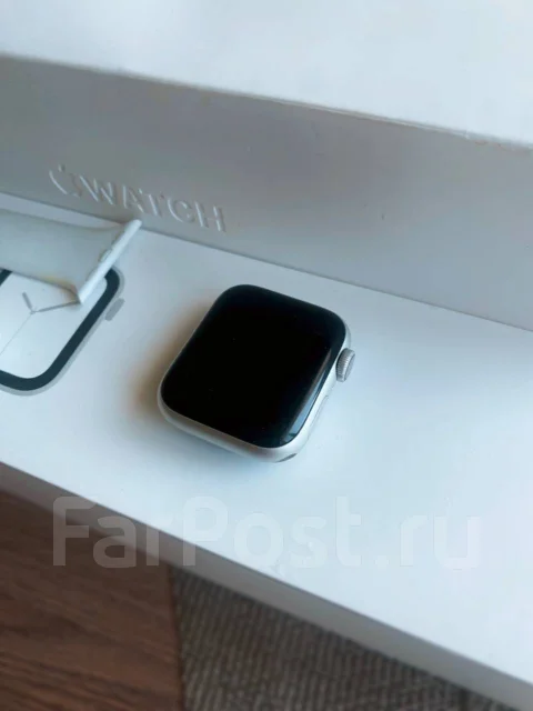 Apple Watch Series 4. GPS, NFC ����