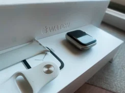 Apple Watch Series 4. GPS, NFC ����