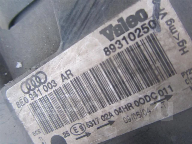 ���� �������� ����� AUDI A4 8E0941003 ����