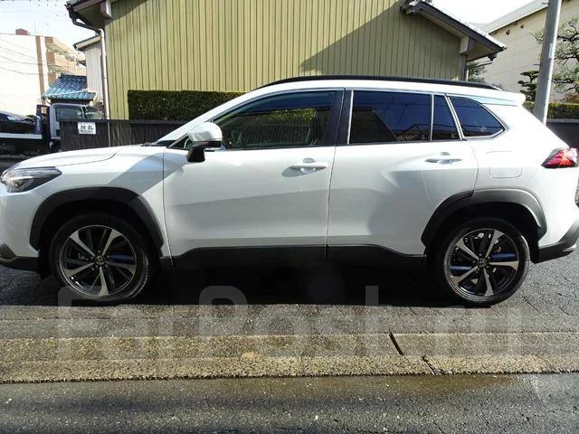 Toyota Corolla Cross. ��������, 4wd, 1.8 (98��.�.), ������, 1 000����. ��, �/�, ��� ���. ��� ����� �� ������������ ����