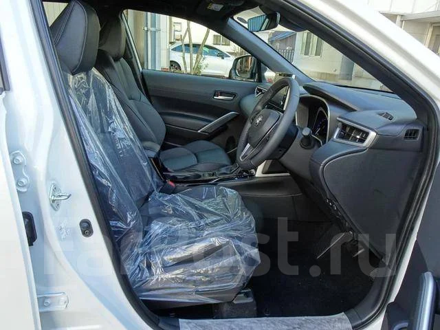 Toyota Corolla Cross. ��������, 4wd, 1.8 (98��.�.), ������, 1 000����. ��, �/�, ��� ���. ��� ����� �� ������������ ����