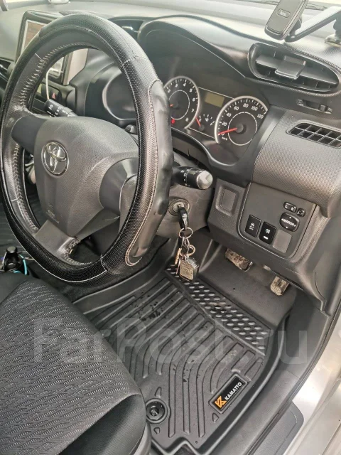 Toyota Wish. ��������, ��������, 1.8 (144��.�.), ������, 170 000����. �� ����