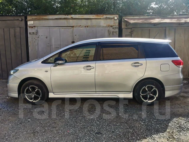 Toyota Wish. ��������, ��������, 1.8 (144��.�.), ������, 170 000����. �� ����