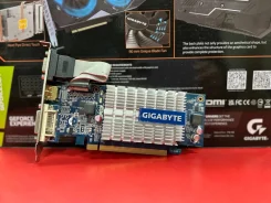 GeForce GT 210 ����