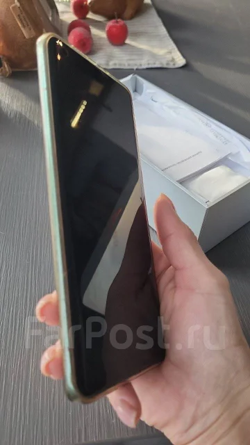 Xiaomi Mi 10. �/�, 256 ��, �������, 4G LTE ����