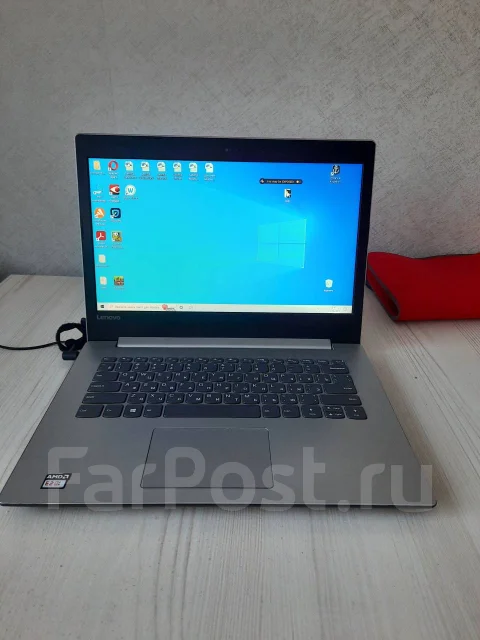 Lenovo IdeaPad 330-14AST. 14", 1,8����, ��� 4 ��, ���� 256���, WiFi: 1, Bluetooth: 1, ����������� �� 6��. ����