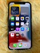 Apple iPhone 12. �/�, 64 ��, �����, 4G LTE ����