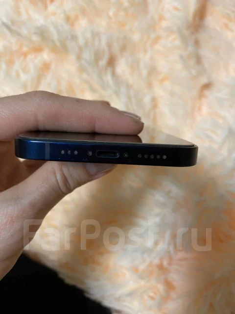 Apple iPhone 12. �/�, 64 ��, �����, 4G LTE ����