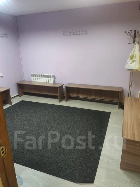 6 ������ � �����, ����� ��� ��������������� 23. �������, ������� ����, 169���.��., 1/4 ����, ������������ ������ ����