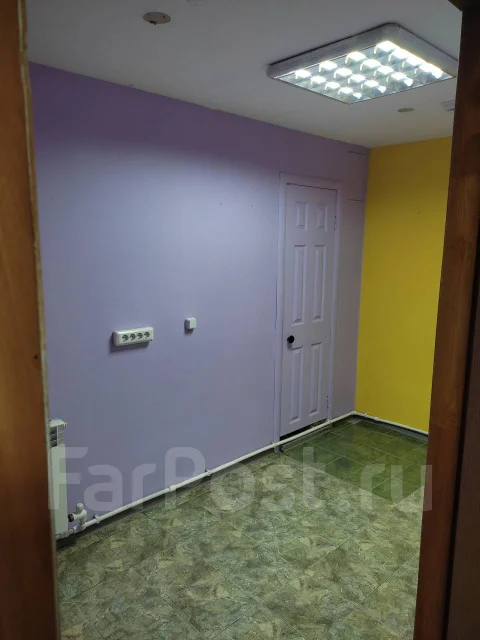 6 ������ � �����, ����� ��� ��������������� 23. �������, ������� ����, 169���.��., 1/4 ����, ������������ ������. ������ ���������� ������� ����