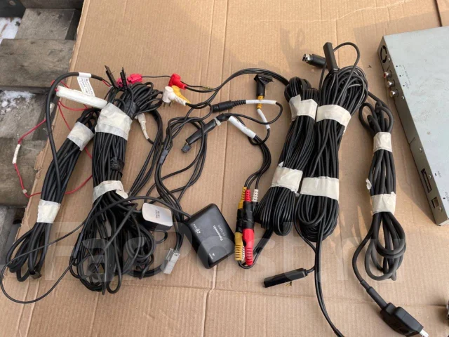 Panasonic CN-HDS700TD ����