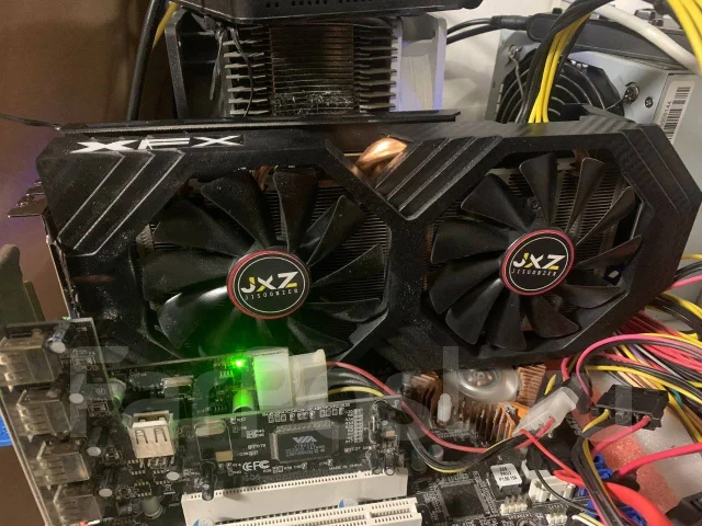 Radeon RX 590 ����
