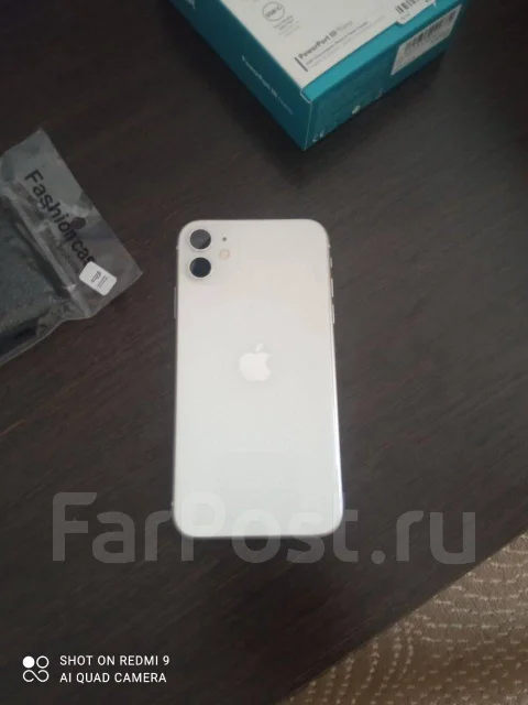 Apple iPhone 11. �/�, 64 ��, �����, 3G, 4G LTE, NFC ����