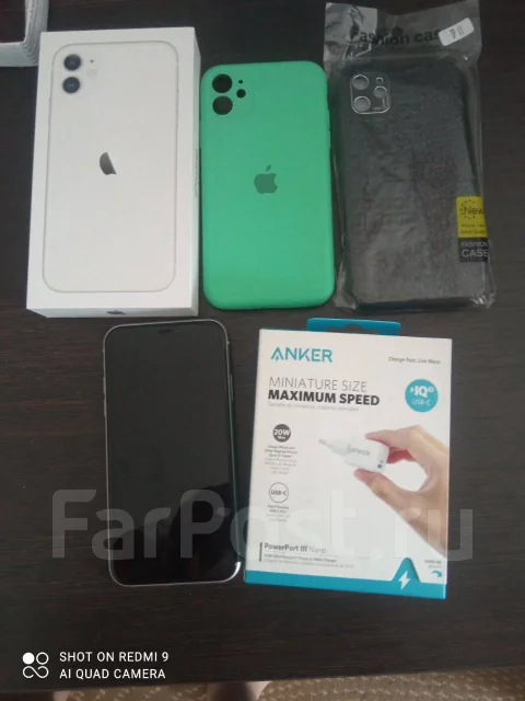 Apple iPhone 11. �/�, 64 ��, �����, 3G, 4G LTE, NFC ����