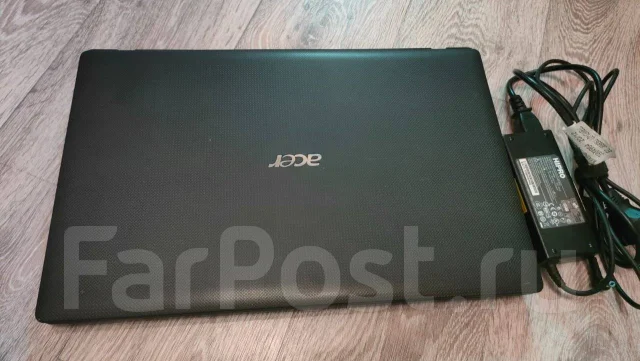 Acer Aspire 7560G. 17", 1,5����, ��� 6 ��, ���� 512���, WiFi: 1, Bluetooth: 1, ����������� �� 1��. ����