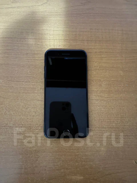 Apple iPhone 8 Plus. �/�, 64 ��, ������, 3G, 4G LTE, 5G, Dual-SIM, ����������, NFC ����
