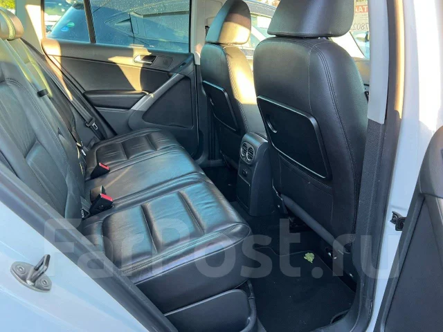 Volkswagen Tiguan ����