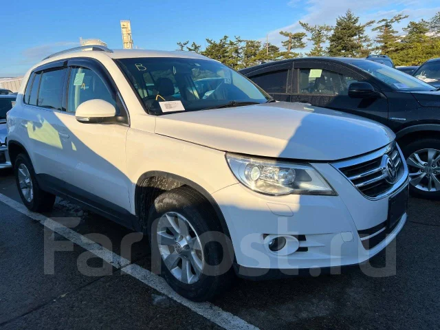 Volkswagen Tiguan ����